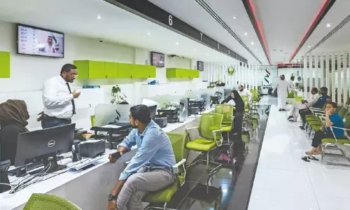 യു.എ.ഇയിൽ സന്ദർശക വിസ മാറാൻ രാജ്യം വിടണം; ഷാർജ, അബൂദബി എമിറേറ്റുകൾക്ക് ബാധകം