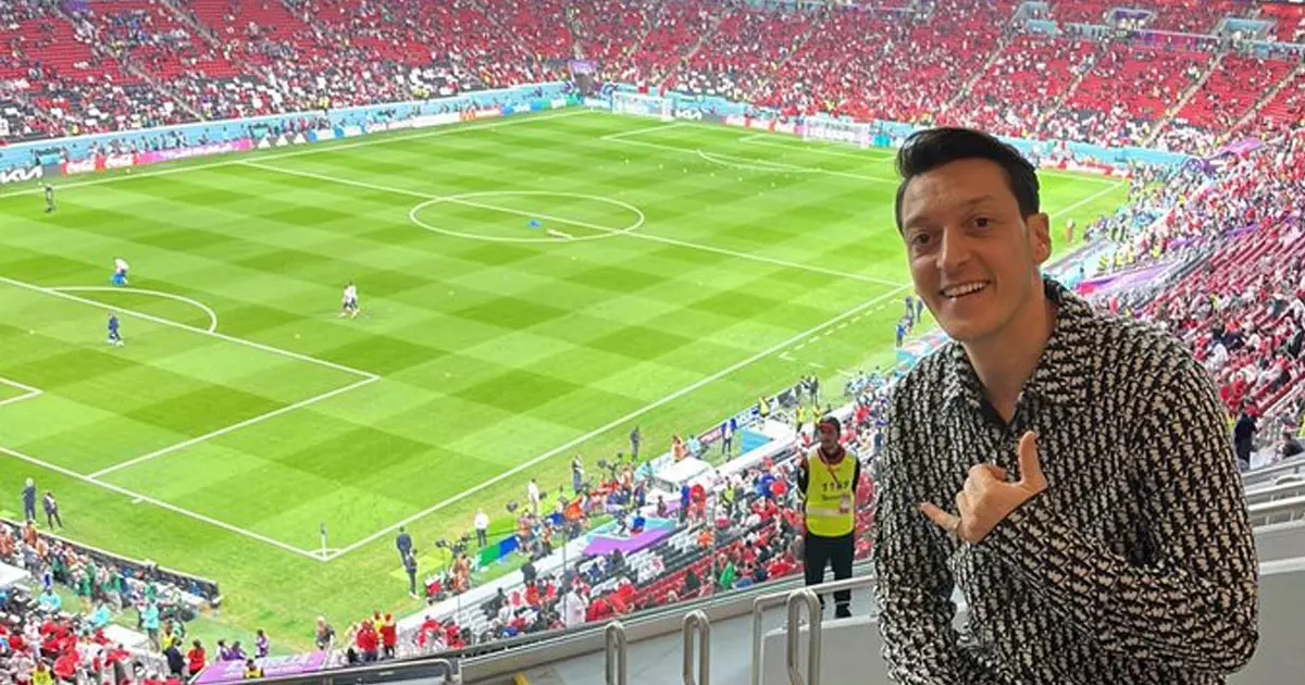 നമുക്ക് മുന്നേറാം; മൊറോക്കൻ നിരക്ക് പിന്തുണയുമായി ഓസിൽ അൽബയ്ത് സ്റ്റേഡിയത്തിൽ നമുക്ക് മുന്നേറാം; മൊറോക്കൻ നിരക്ക് പിന്തുണയുമായി ഓസിൽ അൽബയ്ത് സ്റ്റേഡിയത്തിൽ