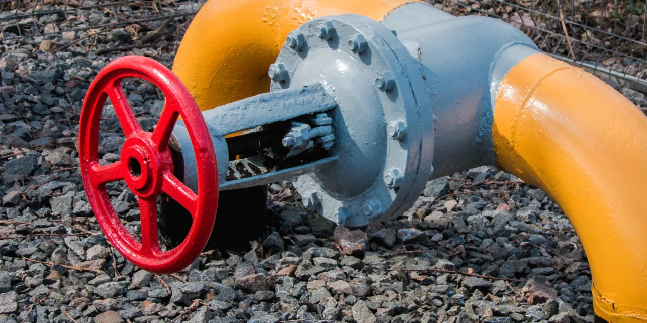 സിറ്റി ഗ്യാസ് പദ്ധതിയുടെ നിരക്ക് വർധന: വിതരണ കമ്പനിയുടെ വാദം പൊളിയുന്നു