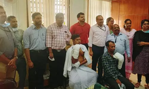 അറ്റുപോയ കൈകൾ തുന്നി ചേർത്തു; പുതുചരിത്രം സൃഷ്ടിച്ച് കോഴിക്കോട് മെഡിക്കൽ കോളേജ്