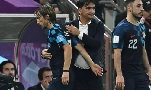 ദുരന്തം, മോശം റഫറിമാരില് ഒരാള്: ആ പെനാല്റ്റി തകര്ത്തുകളഞ്ഞെന്ന് മോഡ്രിച്ച് ദുരന്തം, മോശം റഫറിമാരില് ഒരാള്: ആ പെനാല്റ്റി തകര്ത്തുകളഞ്ഞെന്ന് മോഡ്രിച്ച്