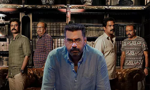 മൈന്‍ഡ് ഗെയിമുമായി ബിജു മേനോനും ഗുരു സോമസുന്ദരവും; നാലാം മുറ ട്രെയിലര്‍ പുറത്തിറങ്ങി