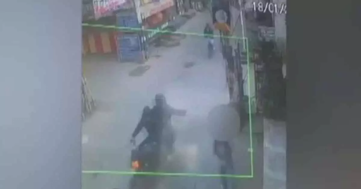 ആസിഡ് ആക്രമണം: മൊബൈലും സ്കൂട്ടറും മറ്റൊരിടത്ത്, അന്വേഷണം വഴിതെറ്റിക്കാന്‍ നീക്കം നടത്തിയെങ്കിലും പ്രതികള്‍ പിടിയില്‍