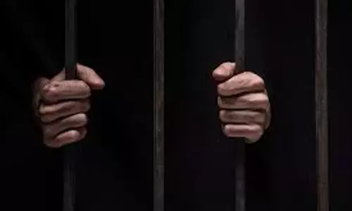 തർക്കത്തിനിടെ കുത്തേറ്റ് ഒരാൾ മരിച്ചു;   സഹോദരൻ പൊലീസിൽ കീഴടങ്ങി