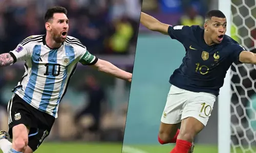 മെസിയോ എംബാപ്പെയോ? ആരുടെ കാലുകളണിയും ഗോൾവേട്ടയുടെ സുവർണ പാദുകം?