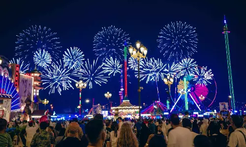 പുതുവത്സര രാവിനെ വരവേൽക്കാനൊരുങ്ങി ആഗോള ഗ്രാമം