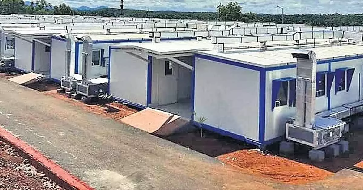 കാസർകോട് ടാറ്റാ കോവിഡ് ആശുപത്രി പൂട്ടാനുള്ള നീക്കത്തിനെതിരെ പ്രതിഷേധം കാസർകോട് ടാറ്റാ കോവിഡ് ആശുപത്രി പൂട്ടാനുള്ള നീക്കത്തിനെതിരെ പ്രതിഷേധം