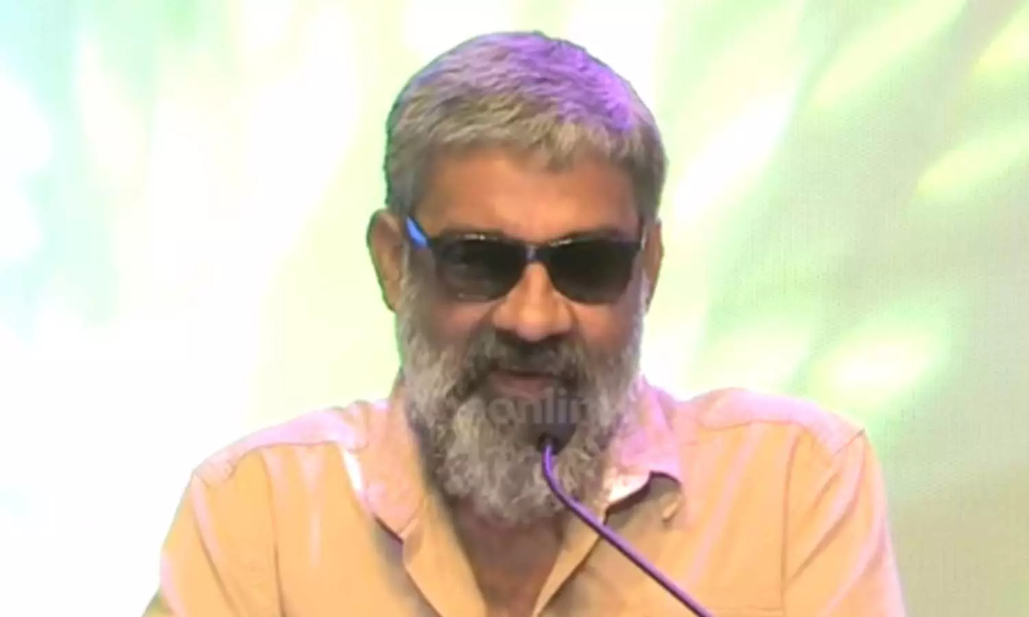 പണ്ട് എസ്.എഫ്.ഐയിൽ തുടങ്ങിയതാണ് ജീവിതം; കൂവലൊന്നും പുത്തരിയല്ല- രഞ്ജിത്ത് പണ്ട് എസ്.എഫ്.ഐയിൽ തുടങ്ങിയതാണ് ജീവിതം; കൂവലൊന്നും പുത്തരിയല്ല- രഞ്ജിത്ത്