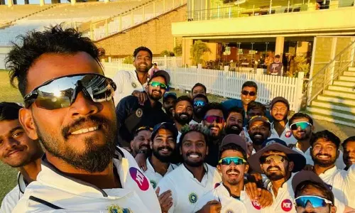 ഇഷാൻ കിഷന്റെ ജാർഖണ്ഡിനെ തകർത്ത് സഞ്ജുപ്പട