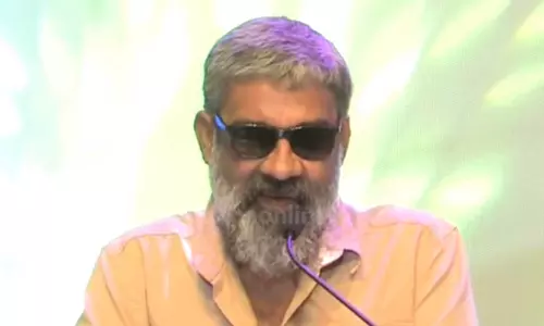 പണ്ട് എസ്.എഫ്.ഐയിൽ തുടങ്ങിയതാണ് ജീവിതം; കൂവലൊന്നും പുത്തരിയല്ല- രഞ്ജിത്ത് പണ്ട് എസ്.എഫ്.ഐയിൽ തുടങ്ങിയതാണ് ജീവിതം; കൂവലൊന്നും പുത്തരിയല്ല- രഞ്ജിത്ത്