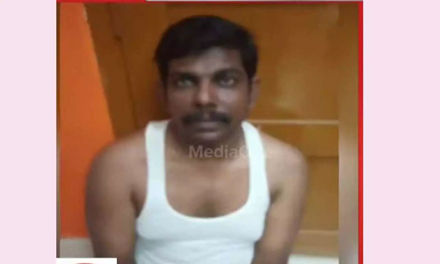 നടുറോഡില് പങ്കാളിയെ വെട്ടിക്കൊലപ്പെടുത്തിയ പ്രതി ജയിലിൽ മരിച്ച നിലയിൽ നടുറോഡില് പങ്കാളിയെ വെട്ടിക്കൊലപ്പെടുത്തിയ പ്രതി ജയിലിൽ മരിച്ച നിലയിൽ