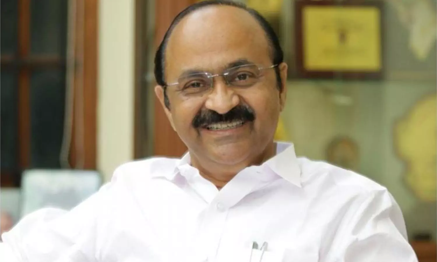 ബ്രസീൽ തോറ്റതോടെ ഖത്തറിൽ നേരിട്ട് പോയി കളി കാണണ്ട എന്ന് കരുതി: വി.ഡി സതീശൻ ബ്രസീൽ തോറ്റതോടെ ഖത്തറിൽ നേരിട്ട് പോയി കളി കാണണ്ട എന്ന് കരുതി: വി.ഡി സതീശൻ