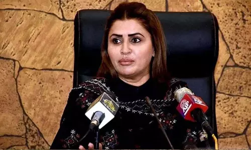 ഞങ്ങളുടെ പക്കൽ ആറ്റം ബോംബുണ്ടെന്ന് മറക്കരുത്; ഇന്ത്യക്കെതിരെ ആണവ ഭീഷണിയുമായി പാക് മന്ത്രി