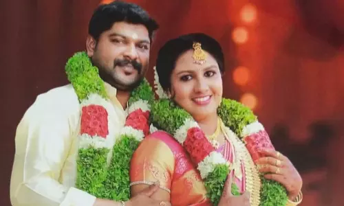 ട്രെയിൻ തട്ടി യുവതിയുടെ മരണം: ഭർത്താവിനും കുടുംബത്തിനും ബന്ധമുണ്ടെന്ന് ആരോപണം