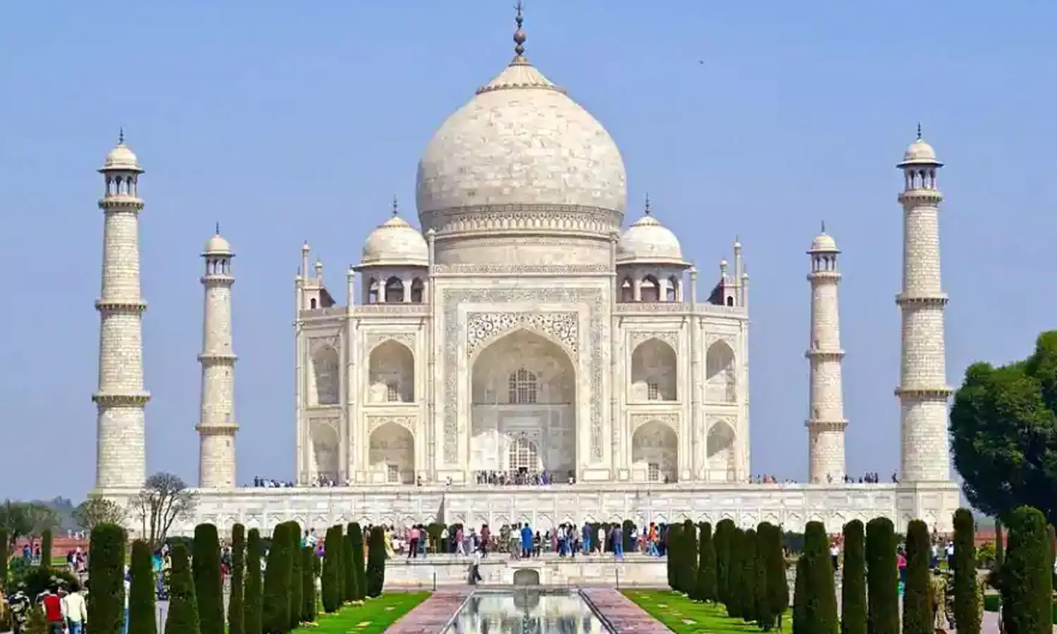 വെള്ളത്തിന് 1.9 കോടി,വസ്തുവിന് 1.5 ലക്ഷം; നികുതി കുടിശ്ശികയടച്ചില്ലെങ്കിൽ താജ്മഹൽ കണ്ടുകെട്ടുമെന്ന് നഗരസഭ