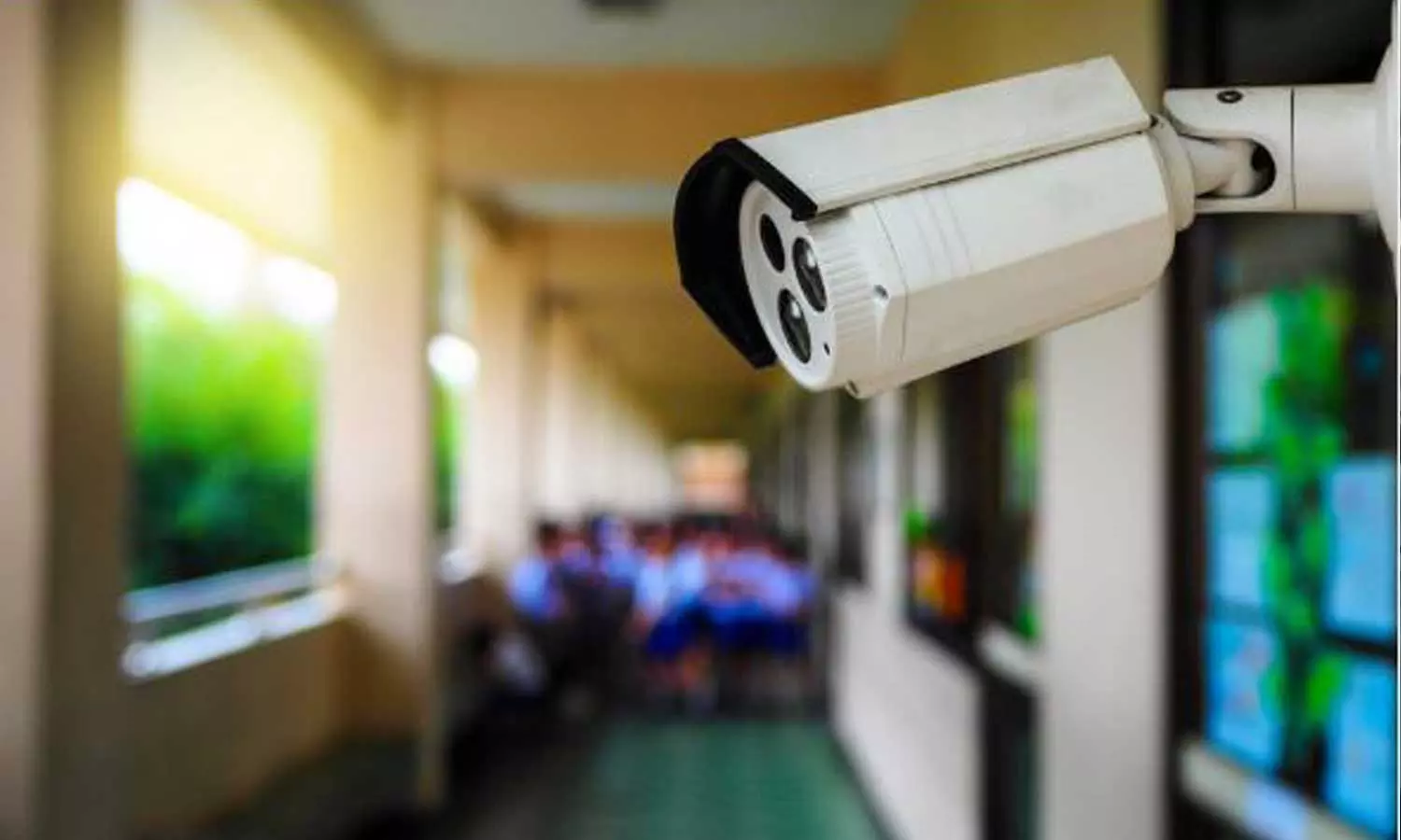 ലൈംഗികാതിക്രമങ്ങൾ തടയാൻ സ്‌കൂളുകളിൽ സി.സി.ടി.വി കാമറകൾ; നടപടിയുമായി മഹാരാഷ്ട്ര സർക്കാർ