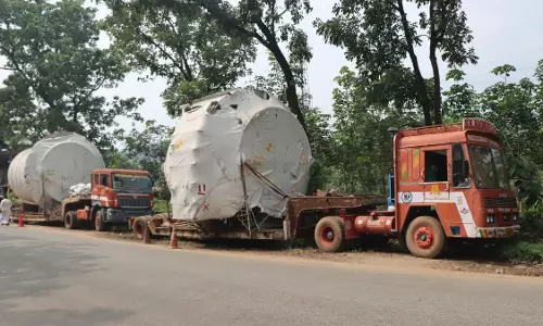കൂറ്റന്‍ യന്ത്രങ്ങളുമായി മൂന്ന് മാസത്തിലേറെയായി  തടഞ്ഞിട്ട ട്രെയിലറുകൾ ഇന്ന് താമരശ്ശേരി ചുരം കയറും