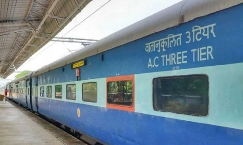 സീറ്റ് മാറ്റിത്തരാമെന്ന് പറഞ്ഞ് ജർമൻ യുവതിയെ ട്രെയിനിൽ വെച്ച് പീഡിപ്പിച്ചു; ടി.ടി.ഇക്കെതിരെ കേസ്