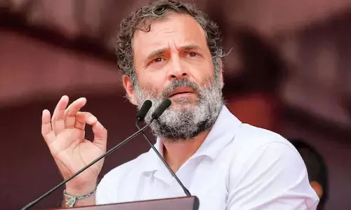 ഭാരത് ജോഡോ യാത്ര തടയാനാണ് കേന്ദ്രത്തിന്റെ ശ്രമമെന്ന് രാഹുൽ ഗാന്ധി ഭാരത് ജോഡോ യാത്ര തടയാനാണ് കേന്ദ്രത്തിന്റെ ശ്രമമെന്ന് രാഹുൽ ഗാന്ധി