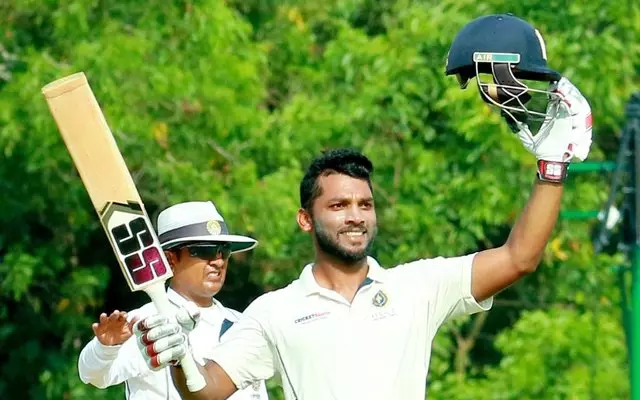 മലയാളി  താരം വിഷ്ണു വിനോദിനെ സ്വന്തമാക്കി മുംബൈ ഇന്ത്യൻസ്