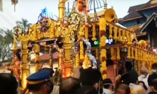 തങ്കയങ്കി രഥഘോഷയാത്രക്ക് തുടക്കം; 26ന് വൈകീട്ടോടെ സന്നിധാനത്ത് എത്തും