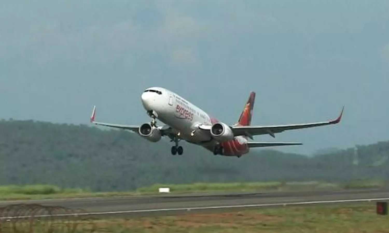 കരിപ്പൂർ എയർപോർട്ട് റൺവേ വെട്ടിച്ചുരുക്കാനുള്ള തീരുമാനം പുനഃപരിശോധിക്കണം; ഖത്തർ കെഎംസിസി