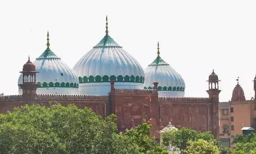 മഥുര ഷാഹി ഈദ്ഗാഹ് മസ്ജിദിൽ സർവേ നടത്തണമെന്ന് കോടതി