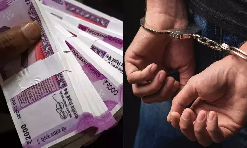 അറിയാതെ അക്കൗണ്ടിലേക്ക് കോടികൾ; ധൂർത്തടിച്ച് യുവാക്കൾ; ഒടുവിൽ പിടിയിലായി