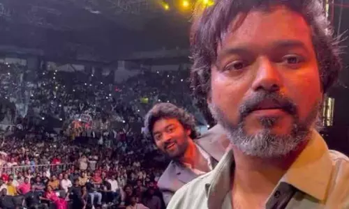 എൻ നെഞ്ചില്‍ കുടിയിരിക്കും: വൈറലായി വിജയ്‍യുടെ സെല്‍ഫി വീഡിയോ