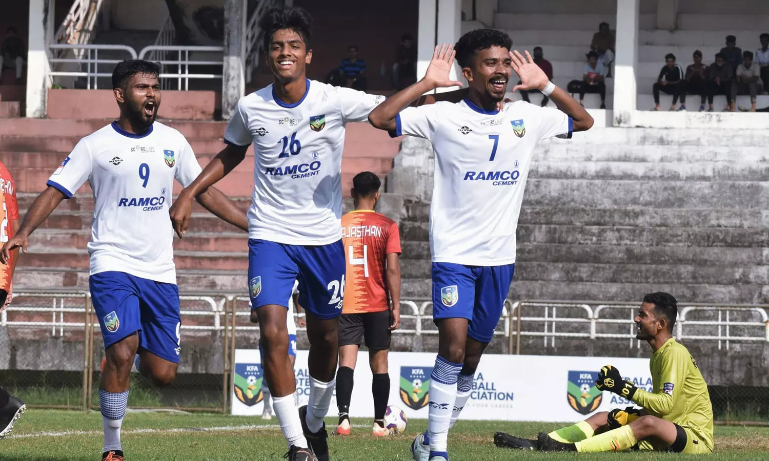 ഏഴഴകിൽ കേരള സന്തോഷം; രാജസ്ഥാനെ തകർത്തത് എതിരില്ലാത്ത ഏഴ് ഗോളിന് ഏഴഴകിൽ കേരള സന്തോഷം; രാജസ്ഥാനെ തകർത്തത് എതിരില്ലാത്ത ഏഴ് ഗോളിന്