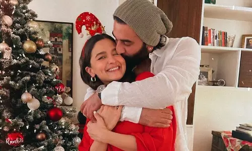 ഇതാണ് ഈ വർഷത്തെ ഏറ്റവും നല്ല സമയം...; കുടുംബത്തോടൊപ്പം ക്രിസ്‌മസ്‌ ആഘോഷിച്ച് ആലിയ