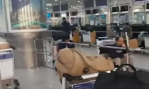 വിമാനങ്ങൾ വൈകുന്നു; കുവൈത്തിൽ മലയാളികൾക്ക് ദുരിതയാത്ര