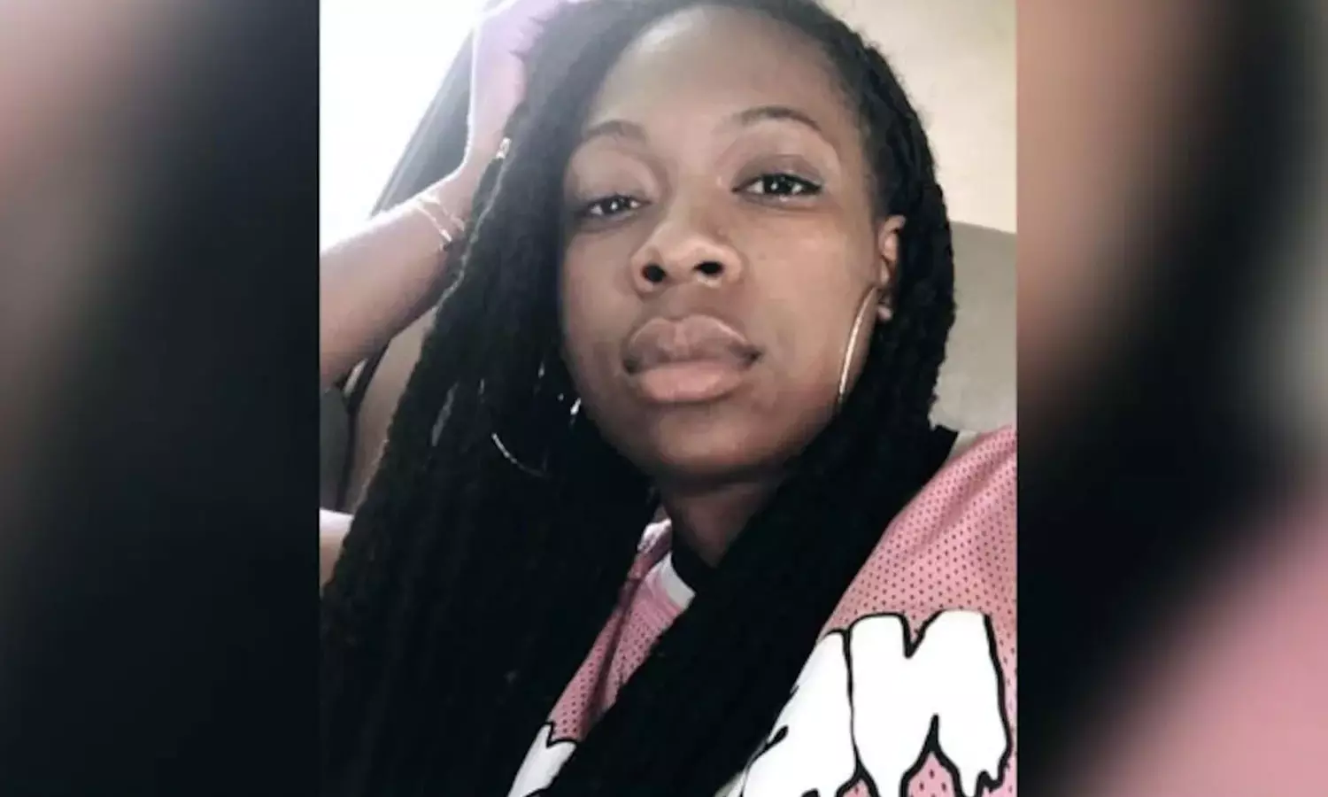 അതിശക്തമായ മഞ്ഞുവീഴ്ച; യുഎസിൽ കാറിൽ കുടുങ്ങി 22കാരിക്ക് ദാരുണാന്ത്യം അതിശക്തമായ മഞ്ഞുവീഴ്ച; യുഎസിൽ കാറിൽ കുടുങ്ങി 22കാരിക്ക് ദാരുണാന്ത്യം