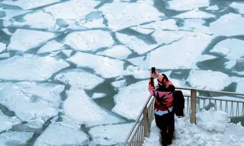യു.എസിൽ തടാകത്തിലെ മഞ്ഞുപാളികൾക്കിടയിൽ വീണ് മൂന്ന് ഇന്ത്യൻ പൗരന്മാർ കൊല്ലപ്പെട്ടു