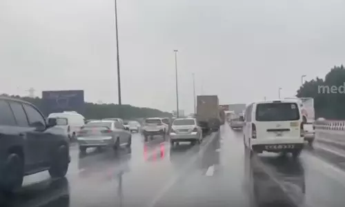 യു.എ.ഇയിൽ മൂന്നുദിവസം തുടർച്ചയായി പെയ്ത മഴക്ക് ശമനം