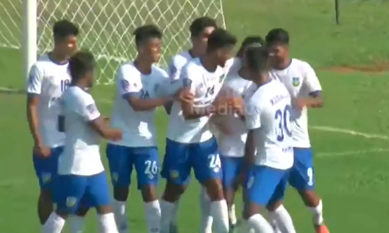 നിജോയുടെ ഇരട്ട ഗോൾ; സന്തോഷ് ട്രോഫിയിൽ രണ്ടാം മത്സരത്തിലും കേരളത്തിന് ജയം നിജോയുടെ ഇരട്ട ഗോൾ; സന്തോഷ് ട്രോഫിയിൽ രണ്ടാം മത്സരത്തിലും കേരളത്തിന് ജയം