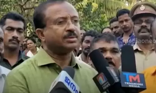 നിരോധനത്തിന് ശേഷവും പിഎഫ്‌ഐ പ്രവർത്തിക്കുന്നു എന്നതിന്റെ തെളിവാണ് റെയ്ഡ്: വി.മുരളീധരൻ