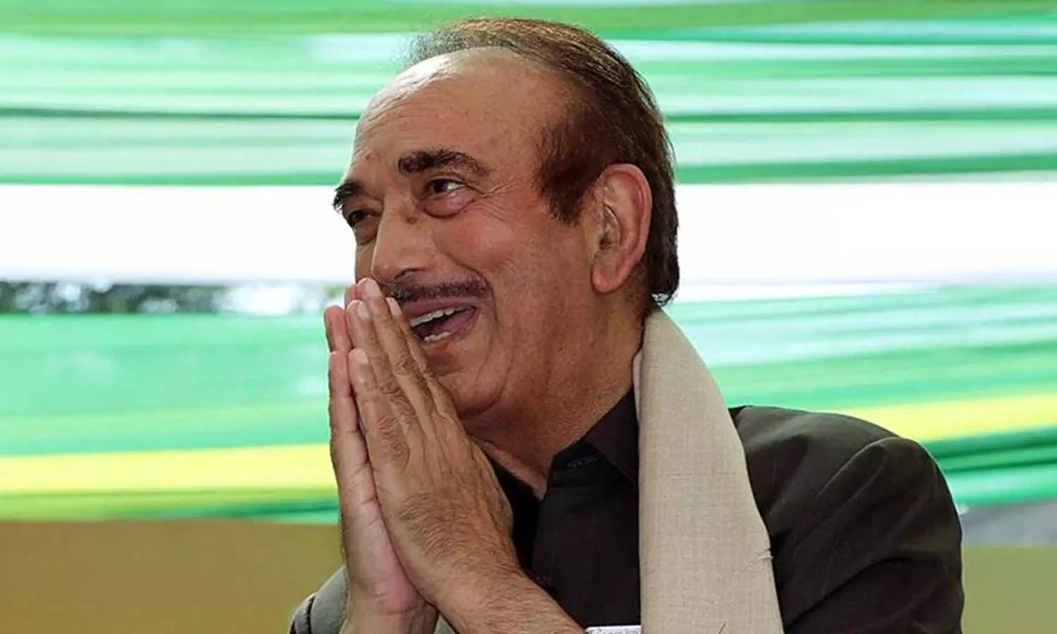 ഗുലാം നബി കോൺഗ്രസിലേക്ക് മടങ്ങുന്നു; അനുനയവുമായി നേതാക്കൾ ഗുലാം നബി കോൺഗ്രസിലേക്ക് മടങ്ങുന്നു; അനുനയവുമായി നേതാക്കൾ