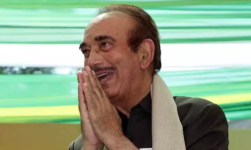 ഗുലാം നബി കോൺഗ്രസിലേക്ക് മടങ്ങുന്നു; അനുനയവുമായി നേതാക്കൾ