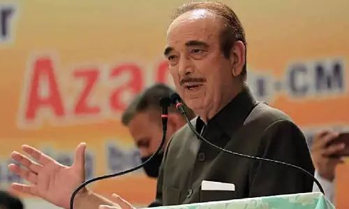 തീർത്തും അടിസ്ഥാനരഹിതം; കോൺഗ്രസിലേക്ക് മടങ്ങുമെന്ന വാർത്തകൾ തള്ളി ഗുലാം നബി ആസാദ്