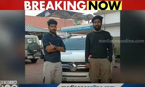 പെരിന്തൽമണ്ണയിൽ രേഖകളില്ലാതെ കടത്തിയ നാലരക്കോടി രൂപ പിടികൂടി