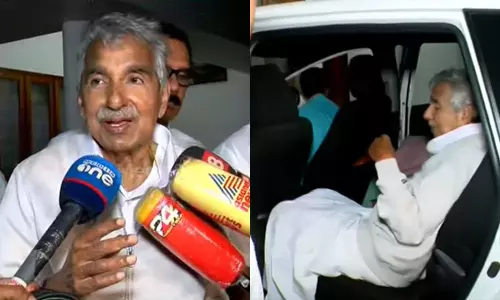 സോളാർ പീഡനക്കേസിൽ ഉത്കണ്ഠ ഉണ്ടായിരുന്നില്ല; സർക്കാരിനോട് ഒരു കാര്യത്തിൽ മാത്രം പരിഭവമെന്ന് ഉമ്മൻചാണ്ടി സോളാർ പീഡനക്കേസിൽ ഉത്കണ്ഠ ഉണ്ടായിരുന്നില്ല; സർക്കാരിനോട് ഒരു കാര്യത്തിൽ മാത്രം പരിഭവമെന്ന് ഉമ്മൻചാണ്ടി