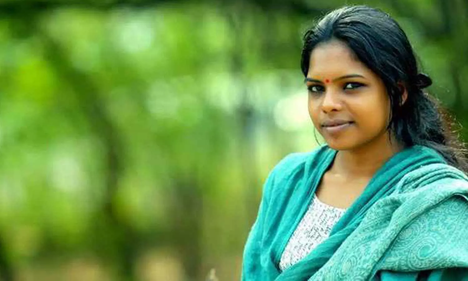 കഴുത്ത് ഞെരിച്ചതിന്റെ പാടുകൾ, അടിവയറ്റിൽ ക്ഷതം; യുവ സംവിധായികയുടെ മരണം കൊലപാതകമെന്ന് സൂചന