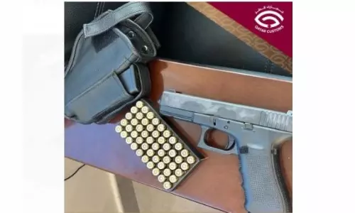 ഖത്തറിലേക്ക് ആയുധം കടത്താനുള്ള   ശ്രമം കസ്റ്റംസ് പരാജയപ്പെടുത്തി