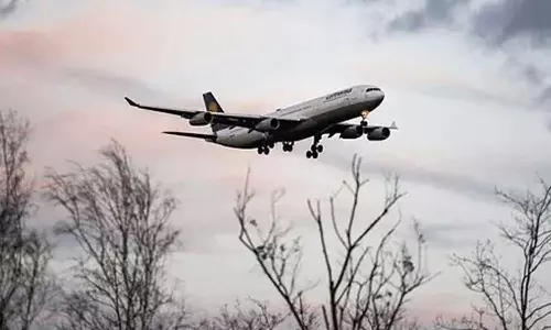 വിമാനത്തിന്‍റെ എഞ്ചിനിൽ കുടുങ്ങി എയർപോർട്ട് ജീവനക്കാരന് ദാരുണാന്ത്യം