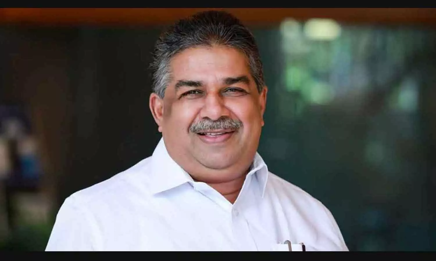 സജി ചെറിയാൻ ഇന്ന് വീണ്ടും മന്ത്രിയായി സത്യപ്രതിജ്ഞ ചെയ്യും സജി ചെറിയാൻ ഇന്ന് വീണ്ടും മന്ത്രിയായി സത്യപ്രതിജ്ഞ ചെയ്യും