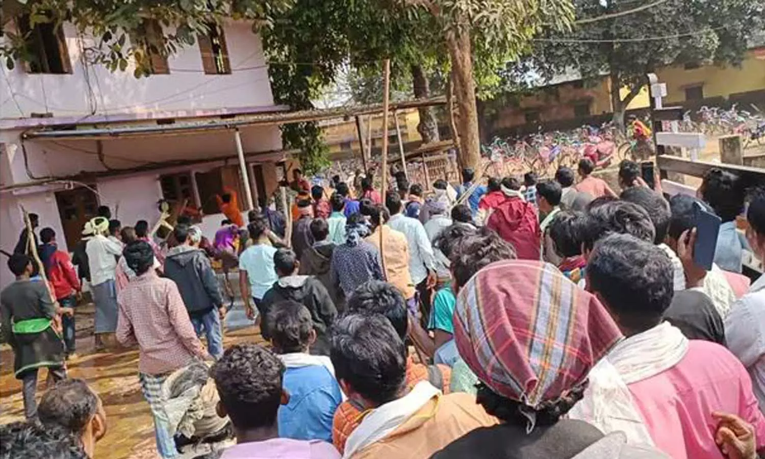 ഛത്തീസ്ഗഢ് ചർച്ച് ആക്രമണം: ദേശീയ ന്യൂനപക്ഷ കമ്മീഷൻ റിപ്പോർട്ട് തേടി ഛത്തീസ്ഗഢ് ചർച്ച് ആക്രമണം: ദേശീയ ന്യൂനപക്ഷ കമ്മീഷൻ റിപ്പോർട്ട് തേടി