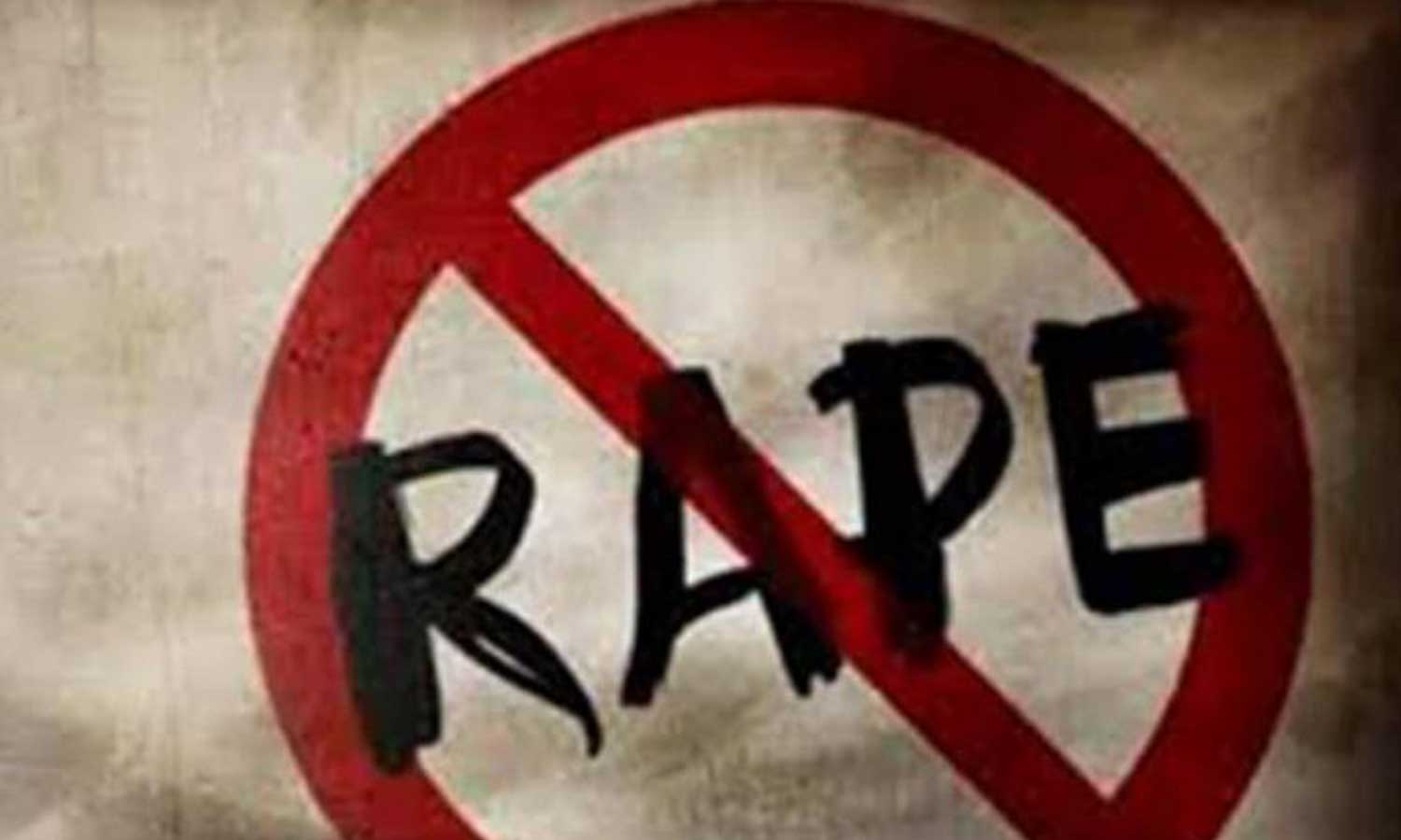 18 വയസുകാരിയെ തട്ടിക്കൊണ്ടുപോയി ബലാത്സംഗം ചെയ്ത ശേഷം വിഷം കൊടുത്തു; അയൽവാസിക്കെതിരെ കേസ്