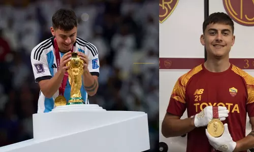 ലോകകപ്പ് മെഡൽ എ.എസ്. റോമ ആർക്കൈവിലേക്ക് നൽകി പോളോ ഡിബാല