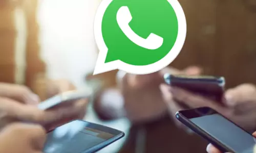 വാട്സ്ആപ്പ് ഡിപി മോര്‍ഫ് ചെയ്ത് ഭീഷണി: വിദ്യാര്‍ഥിനികള്‍ പരാതി നല്‍കി